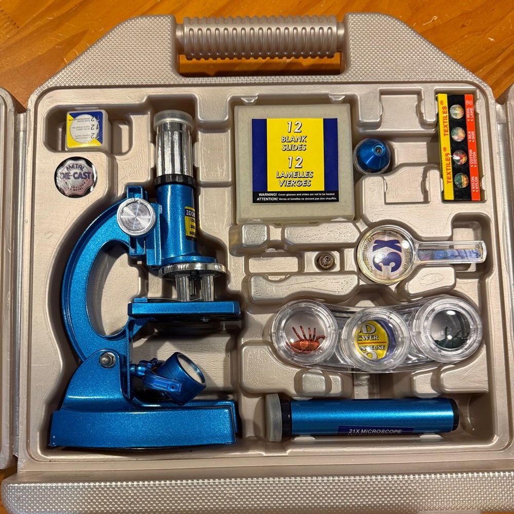 Blue Kids Microscope Set - 21x Microscope